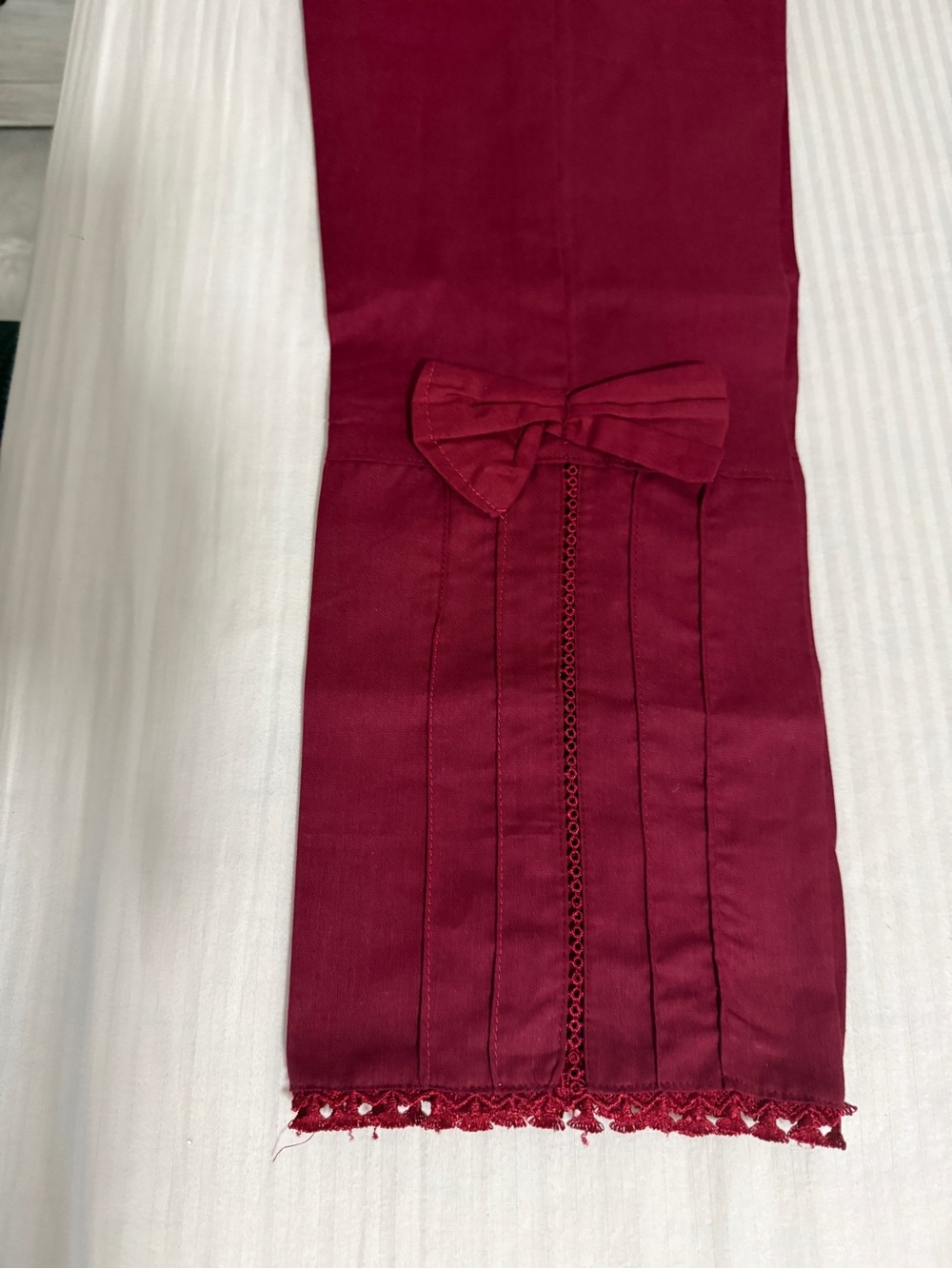Women's Burgundy Bow-Trim Midi Skirt